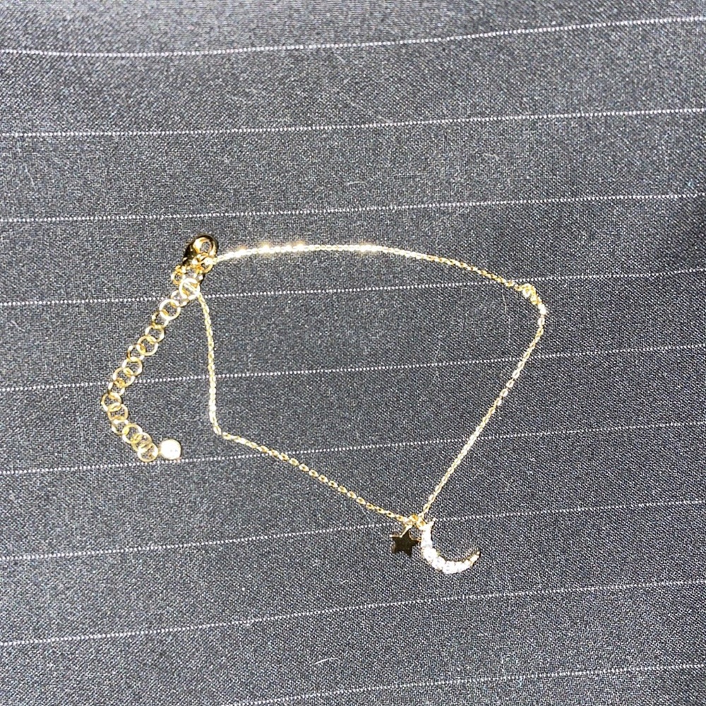 NWOT MOON & STAR ADJUSTABLE ANKLET/BRACELET